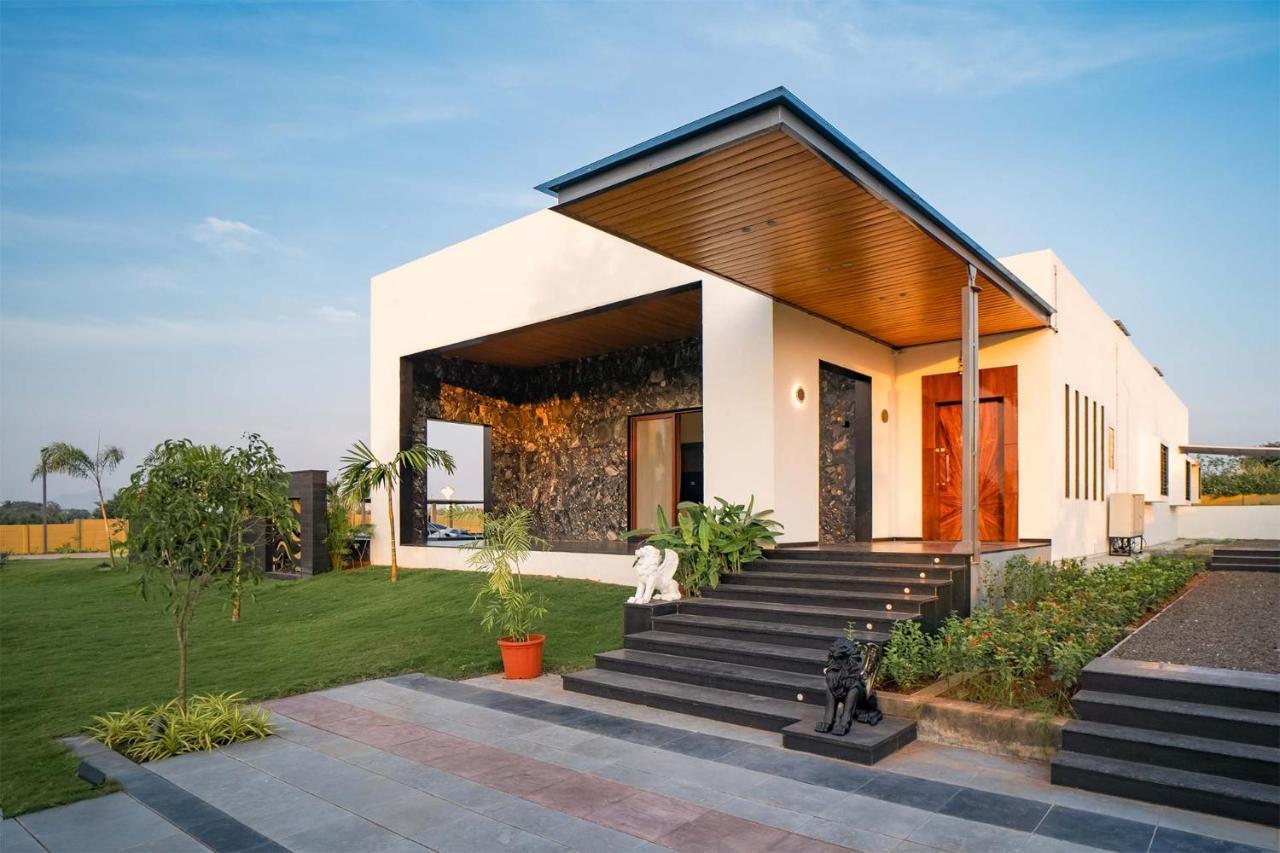 Le Bon Horizon: Hillside Elegance with Pool and Gazebo near Sula Villa Nashik Exterior photo